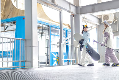 高原エリアから望む雪山の絶景
