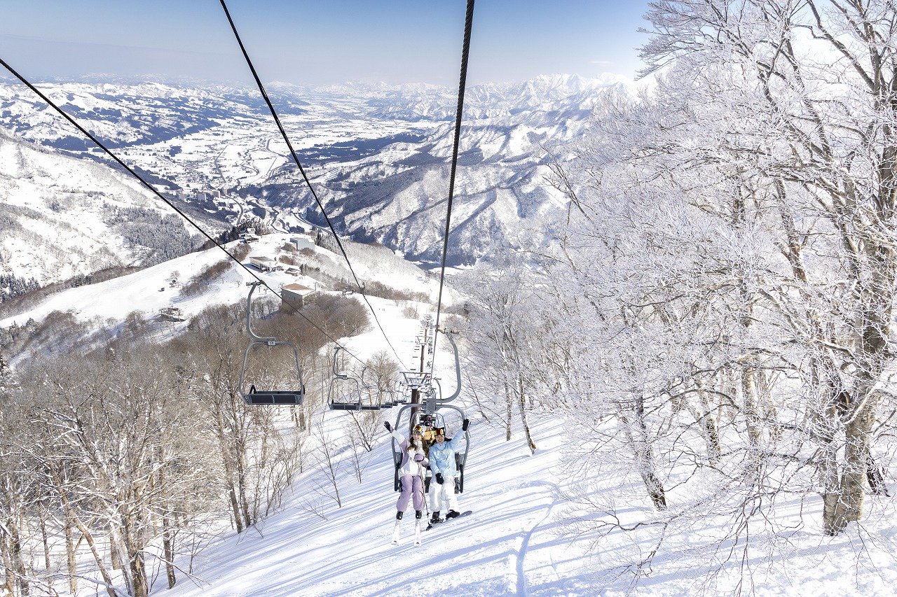 日帰りスキー・スノーボードは往復新幹線＋リフト券付きプランでラクラク！ ｜ 湯沢高原スキー場／パノラマパーク
